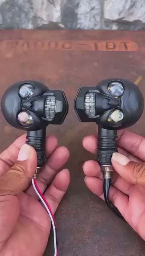 Motorcycle Skull Spotlight Turn Light for Motorcycle (2PCs/Set)